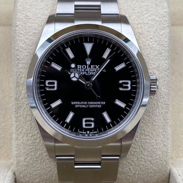 Rolex Explorer I 124270