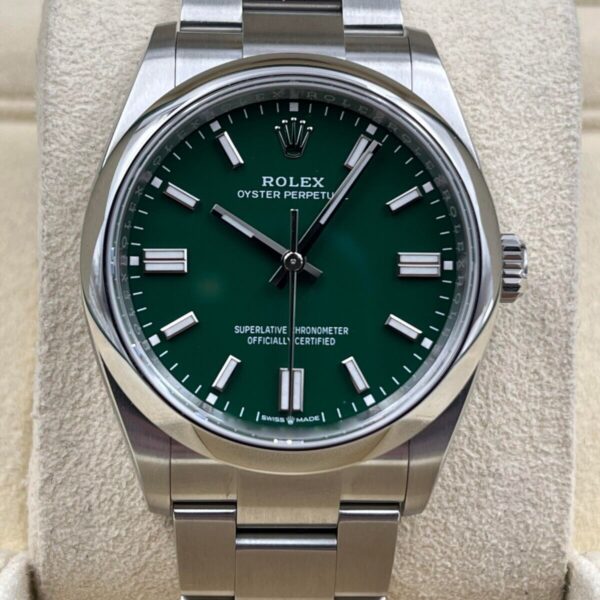 Rolex Oyster Perpetual 126000